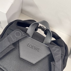 Loewe  Новая модель рюкзака Flex из 