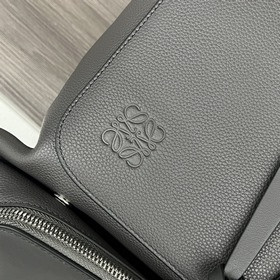 Loewe  Новая коллекция рюкзаков Goya
