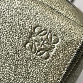 Loewe  Поступили новые рюкзаки  Mil