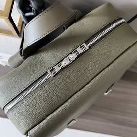 Loewe  Поступили новые рюкзаки  Mil