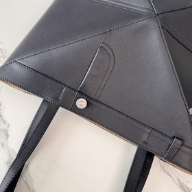 Новая сумка Loewe Puzzle Fold Tote из 
