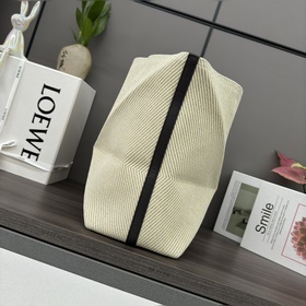 Loewe Новая модель Маленькая Хлопко