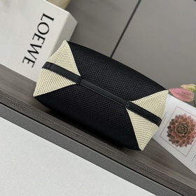 Loewe Новая сумка Puzzle Fold. Эта су