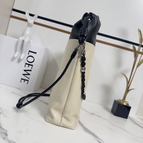 Сумка-тоут Loewe Flamenco Purse из мяг
