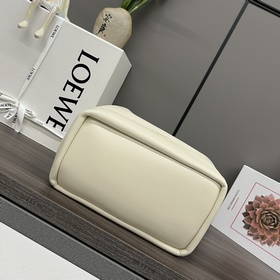 Loewe  Сумка Squeeze из кожи наппа, м