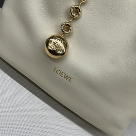 Loewe  Сумка Squeeze из кожи наппа, м