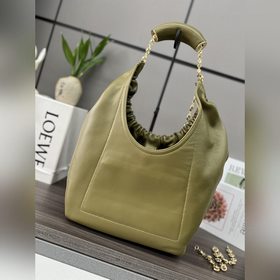 Loewe  Сумка Squeeze среднего размера