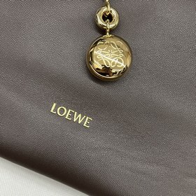 Loewe  Сумка Squeeze из кожи наппа, м