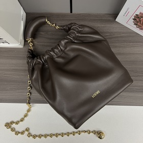 Loewe  Сумка Squeeze из кожи наппа, м