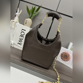 Loewe  Сумка Squeeze из кожи наппа, м