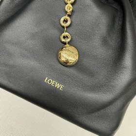 Loewe  Сумка Squeeze из кожи наппа, м