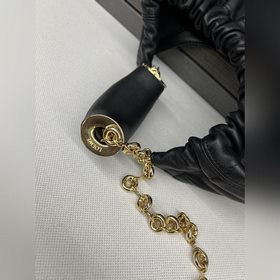 Loewe  Сумка Squeeze из кожи наппа, м