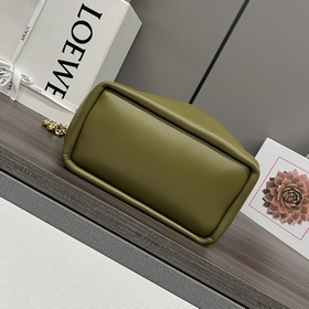 Loewe  Сумка Squeeze из кожи наппа, м