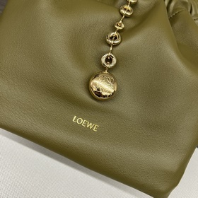 Loewe  Сумка Squeeze из кожи наппа, м