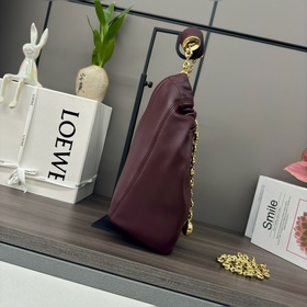 Loewe  Сумка Squeeze из кожи наппа, м