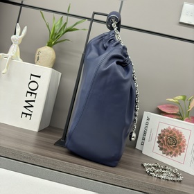 Loewe  Сумка Squeeze среднего размера