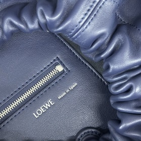 Loewe  Сумка Squeeze среднего размера