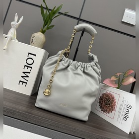 Loewe  Сумка Squeeze из кожи наппа, м