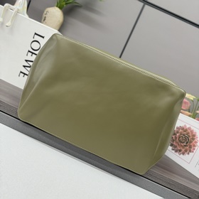 Сумка Loewe Fold Shopper из телячьей к