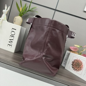 Сумка Loewe Fold Shopper из телячьей к