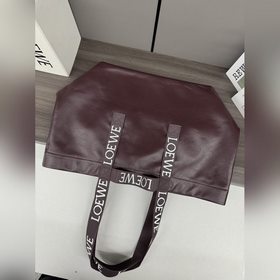 Сумка Loewe Fold Shopper из телячьей к