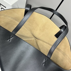 Loewe  Новая модель небольшой сумки 