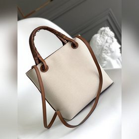 Loewe Amazona mini — новая версия сум