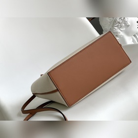 Loewe Amazona mini — новая версия сум