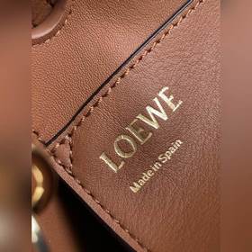 Loewe Amazona mini — новая версия сум