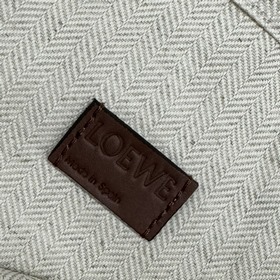 Loewe  Маленькая сумка-тоут из перфор