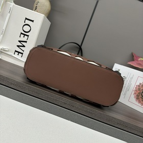 Loewe  Маленькая сумка-тоут из перфор