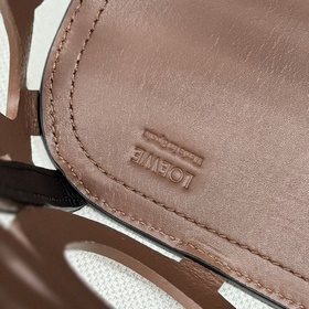 Loewe  Маленькая сумка-тоут из перфор