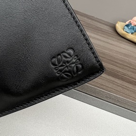 Loewe  Новая модель рюкзака Anton Sl