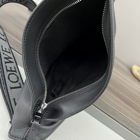 Loewe  Новая модель рюкзака Anton Sl