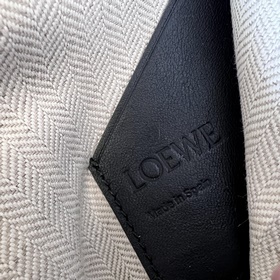 Loewe  Поступила новая модель вертик
