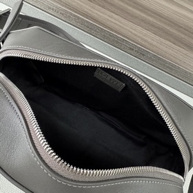 Loewe  Классическая сумка Sling из на