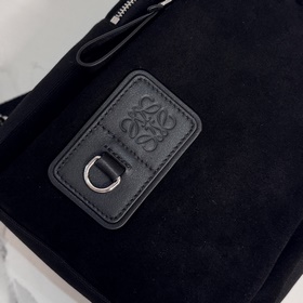 Сумка Loewe Flex Sling из канваса и за