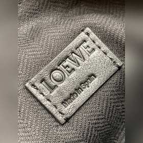 Loewe  Новая классическая сумка-пояс