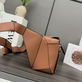 Loewe  Новая версия Новая модель Мал