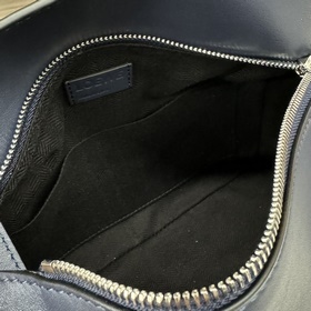 Loewe  Новая версия Новая модель Мал