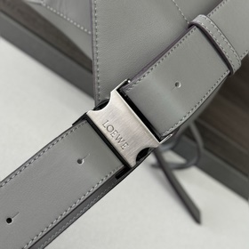 Loewe  Новая версия Новая модель Мал