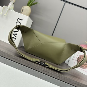 Loewe  Новая версия Новая модель Мал