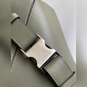 Loewe Новая классическая сумка-поясна