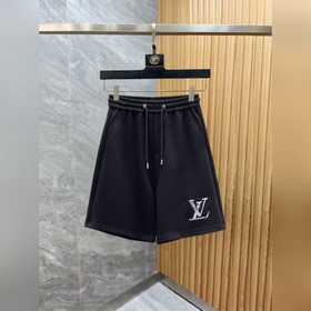LV  Новая коллекция лета 2026 года： о