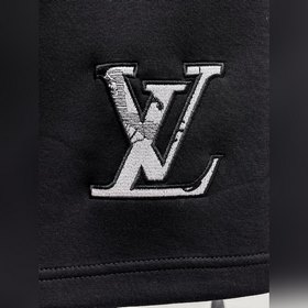 LV  Новая коллекция лета 2026 года： о