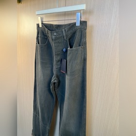 LV  Louis Vuitton： новые джинсы из к