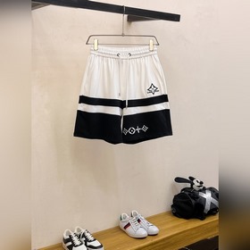 Бренд： LV  Комплект из футболки с кру