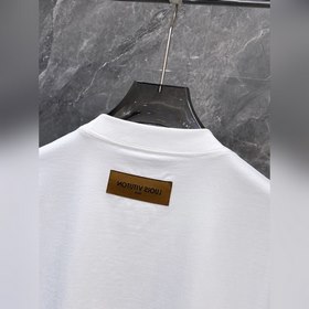 LV  Топ-качество, плотная ткань. Нови