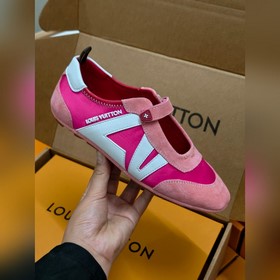 Новинка в продаже： женские* кроссовки
