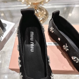 Новая коллекция MIUMIU весна-лето 2026